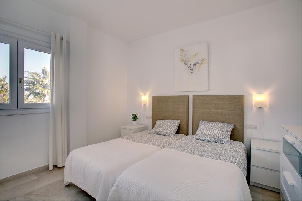 Sunny Golf Apartment إِستيبونا المظهر الخارجي الصورة