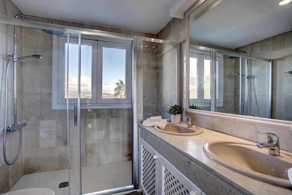 Sunny Golf Apartment إِستيبونا المظهر الخارجي الصورة